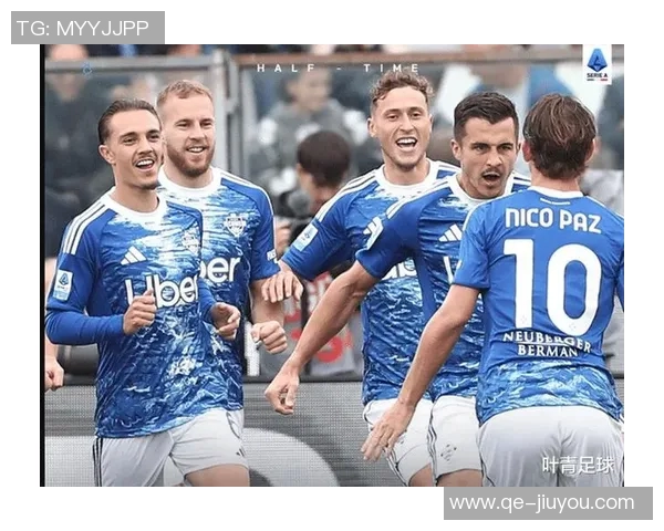 瓦拉内社媒晒与温格亨利合照观战科莫尤文重温足球传奇时刻